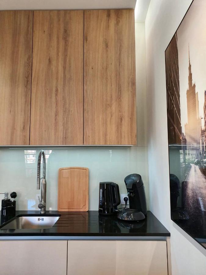 Butas Luxury 2-room In Praga-polnoc Port Praski